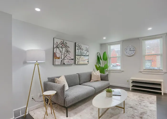 Stylish And 3bd North Side *
